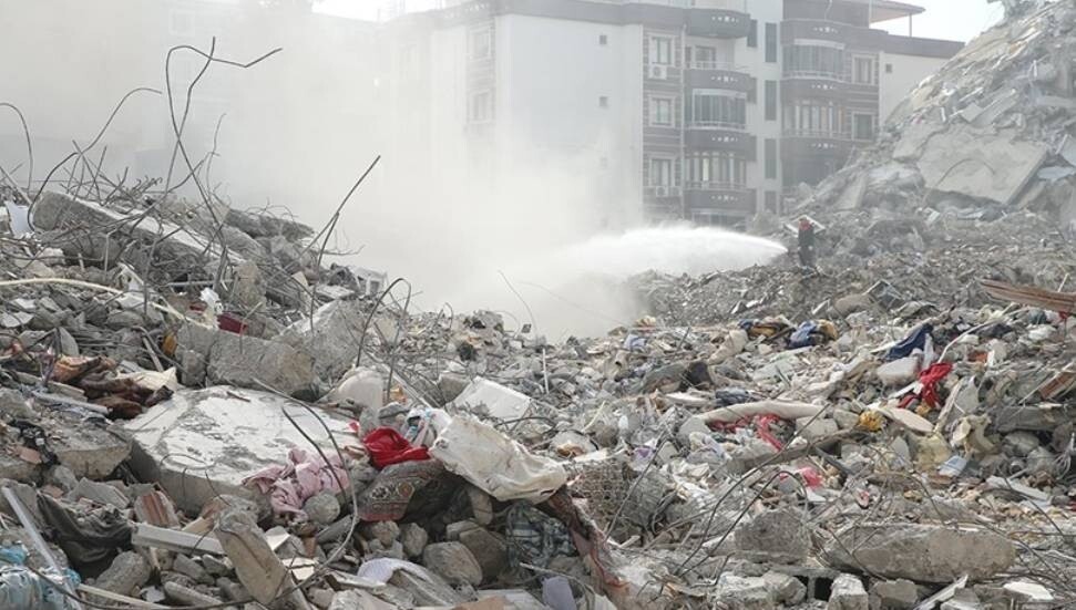 Furkan Apartmanı davası: Kolon kesmekle suçlananlara beraat, mühendise hapis