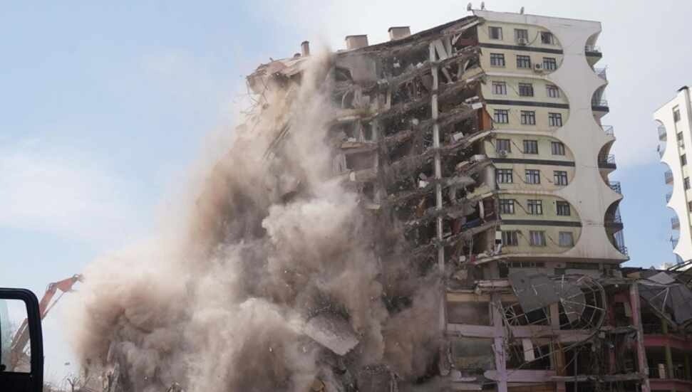 Büyük felaketin ikinci yılı