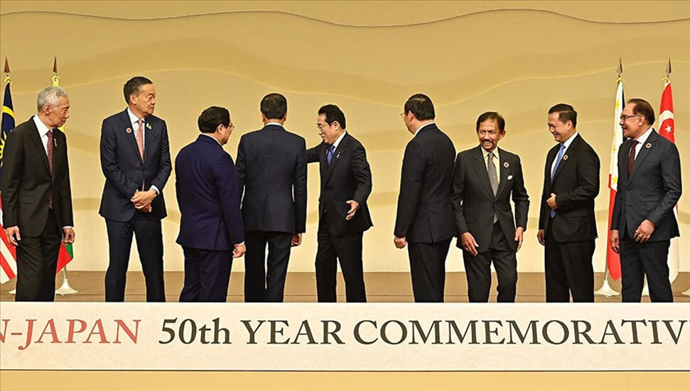 Çinli firmaların "pazar payını" işaret eden Tayland'dan, Japon firmalara "hızlı karar" çağrısı