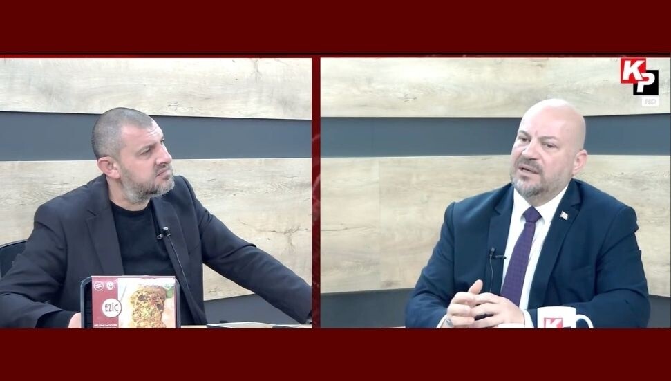 Hasan Küçük: Erhan Arıklı ''Ek protokol olmazsa hükümette olmayacağım'' dedi