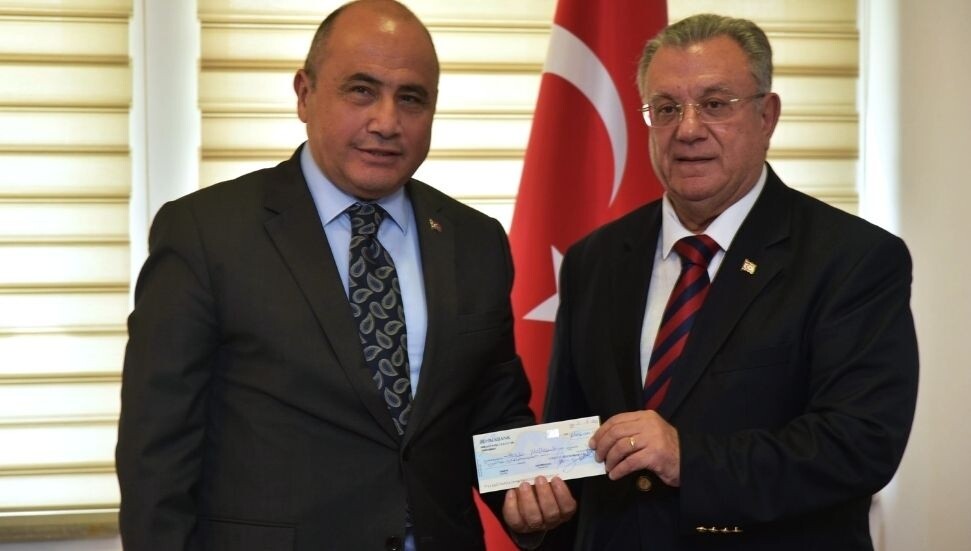 Türkiye Cumhuriyeti Lefkoşa Büyükelçiliği, Kayıp Şahıslar Komitesi’ne 100 bin dolar bağış yaptı