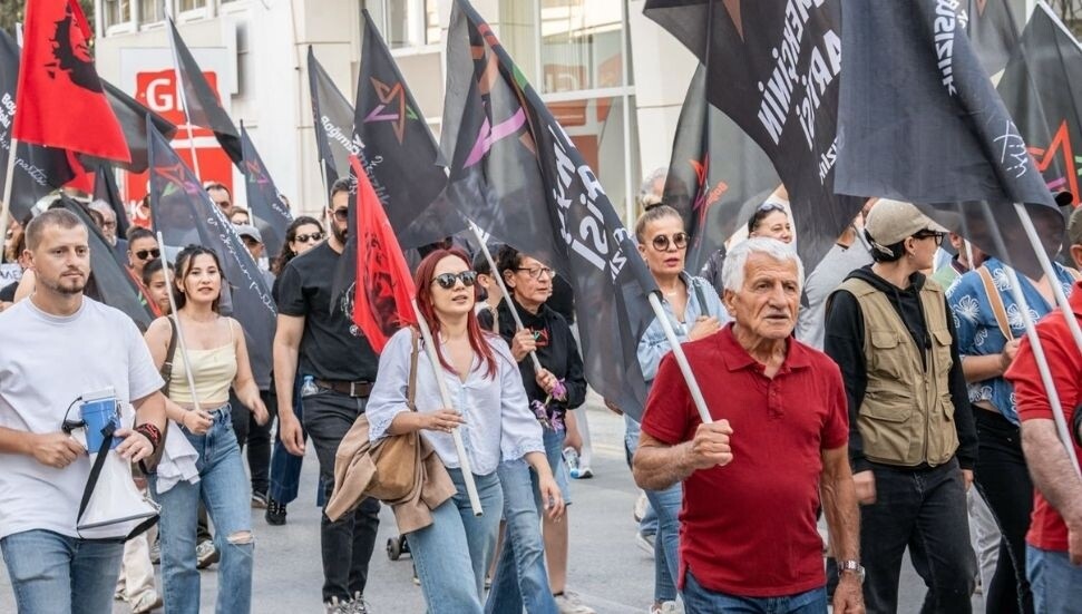 Bağımsızlık Yolu: Sigortalı çalışanların yaklaşık yüzde 70'i asgari ücret alıyor