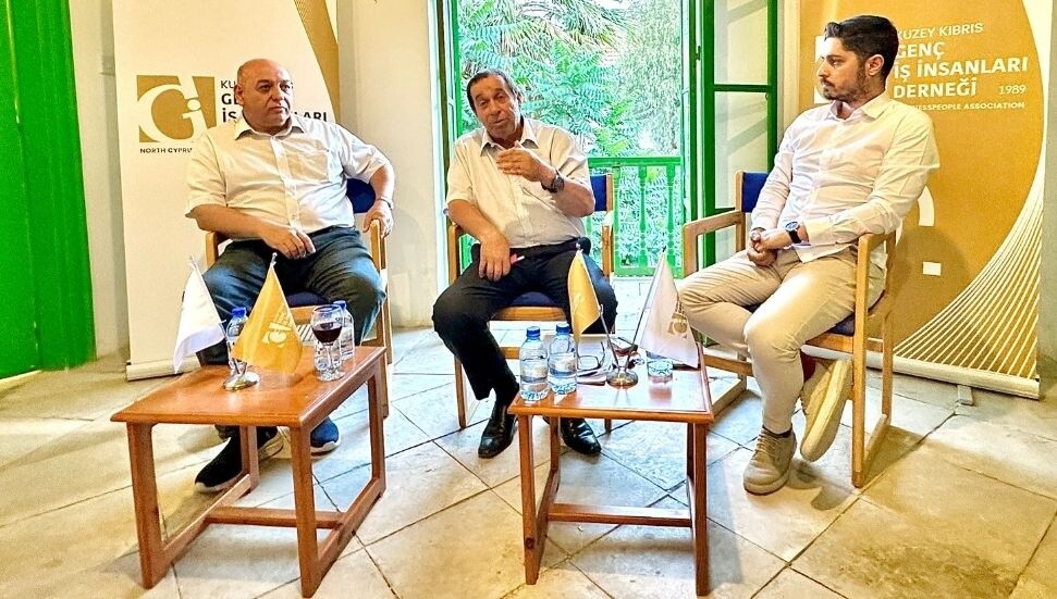 Serdar Denktaş: Mevcut ara bölgeyi genişleterek ortak iş alanları yaratmalıyız