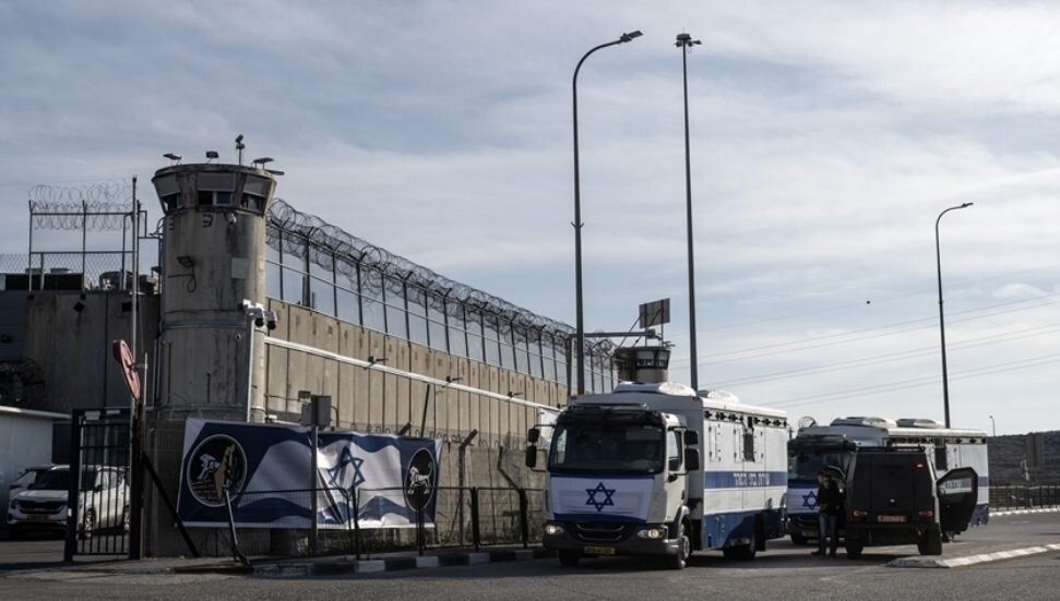 İsrail'in Damon Hapishanesi'ndeki Filistinli kadınlar ciddi ihlallere maruz kalıyor