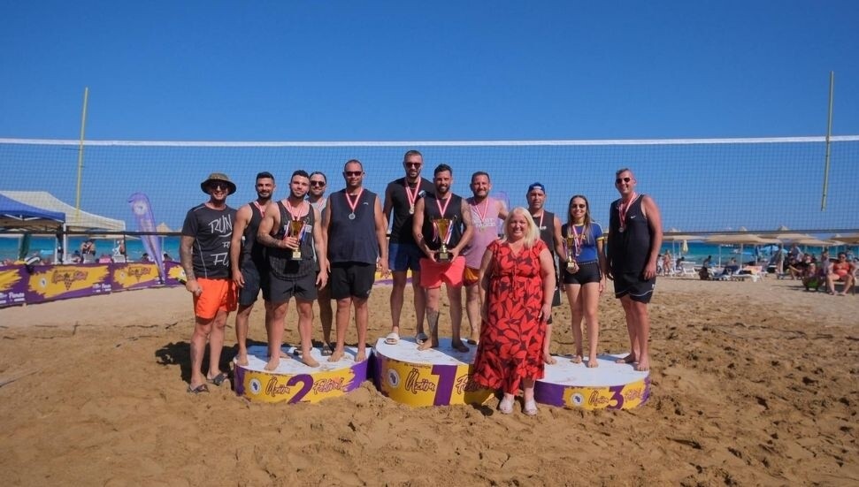 Amatör Plaj Voleybol Turnuvası şampiyonu “Oynadıkça Yanıyoruz” oldu