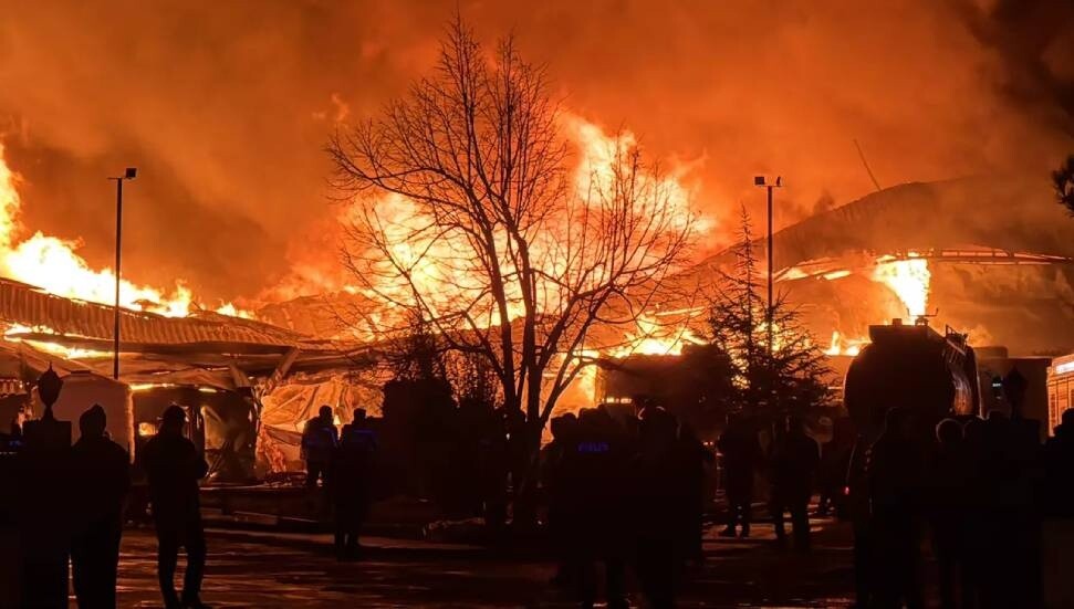 Afyonkarahisar'da fabrika yangını