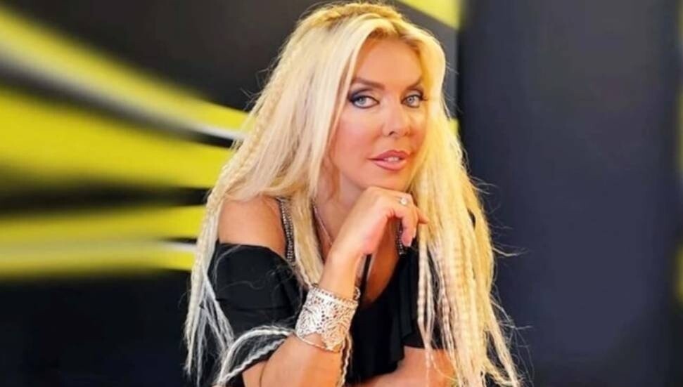 Ahu Tuğba trafik kazası geçirdi