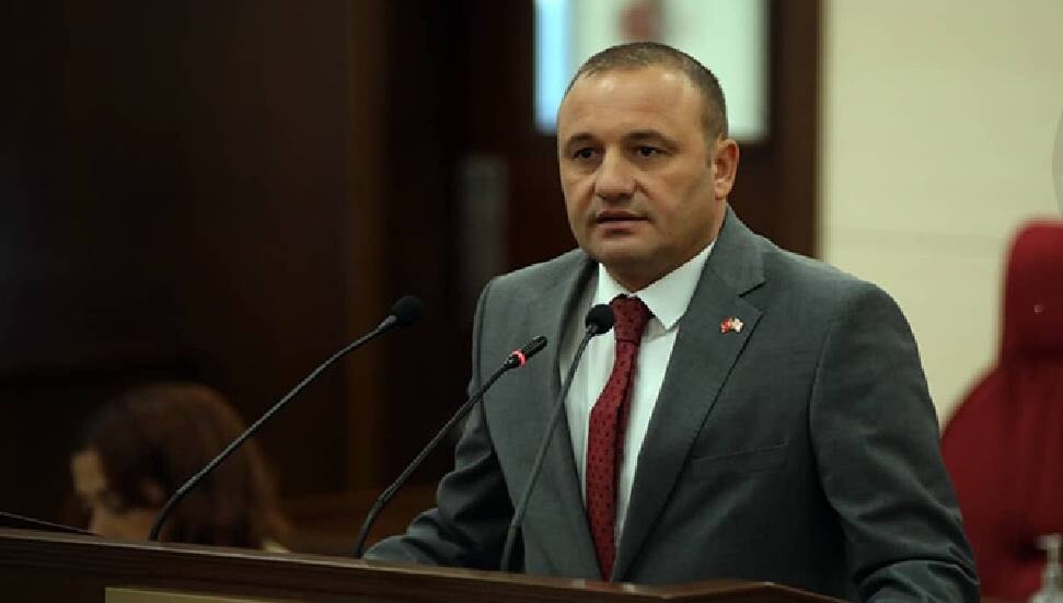 Alişan Şan: Bir kaşık suda fırtına koparmamak lazım