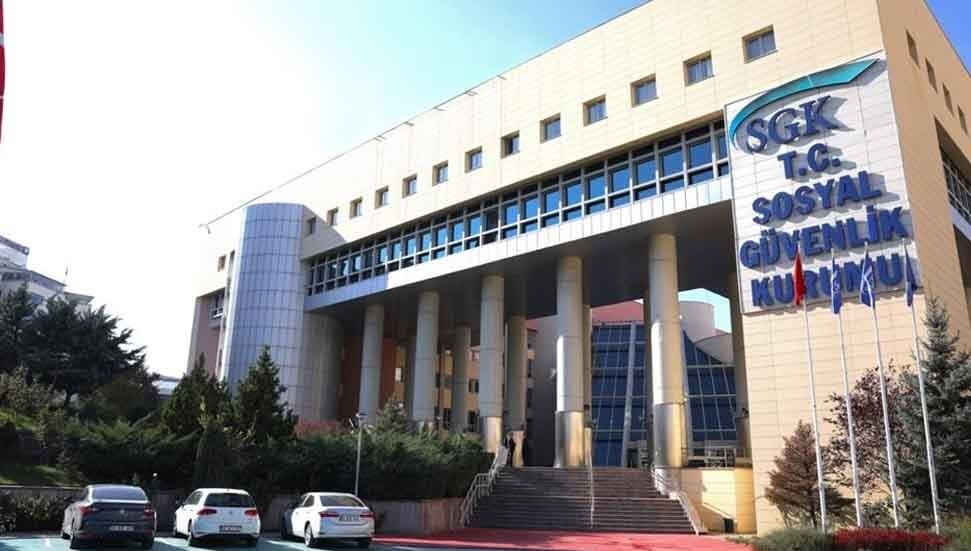 Deprem bölgesinde ilaçlar bir defaya mahsus reçetesiz alınabilecek