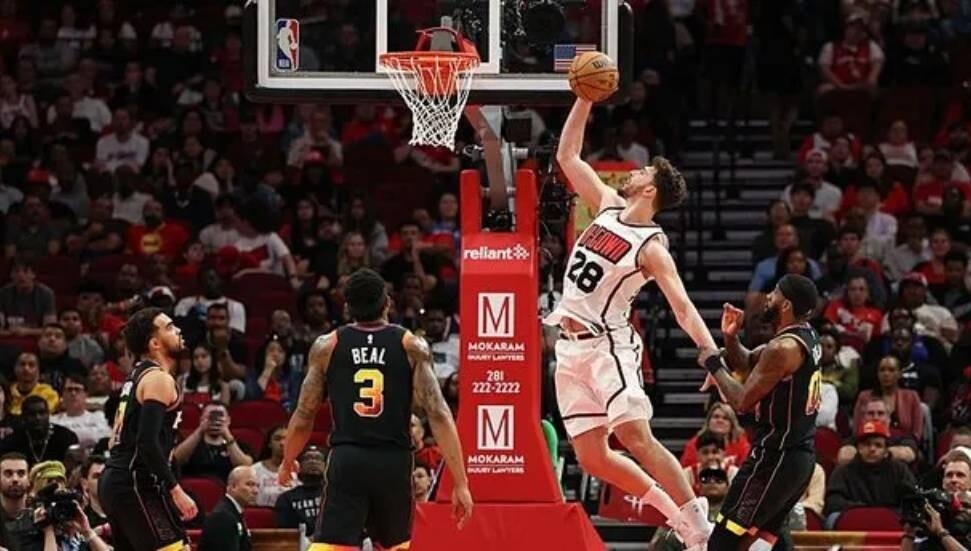 Alperen Şengün'den galibiyete 20 sayılık katkı