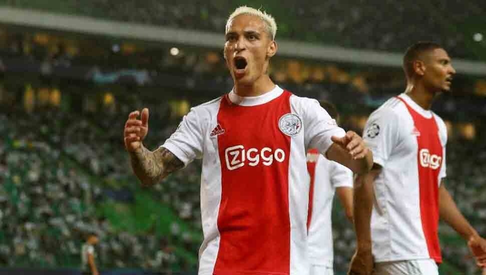 Manchester United, Antony’yi 100 milyon Euro’ya transfer etti