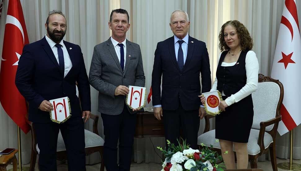 Zorlu Töre, Bahar Esintileri Sanat Derneği’ni kabul etti