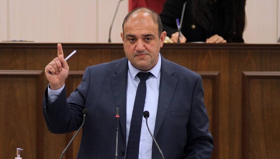 Devrim Barçın: Hükümet gelirleri gizlediği için beklenen kamusal yatırımlar yapılamadı