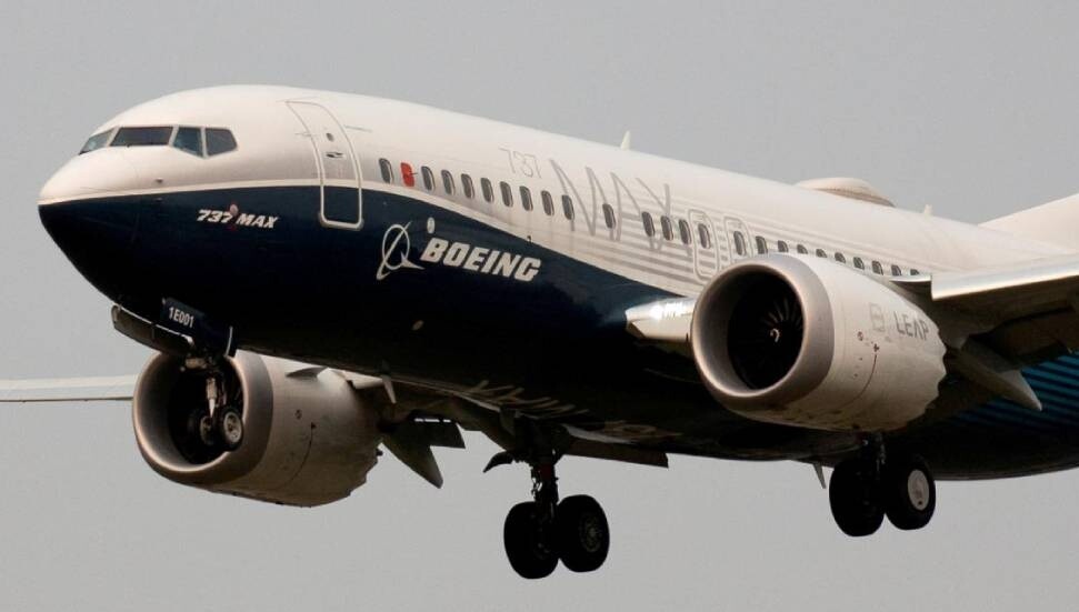 Boeing 2 binden fazla çalışanını işten çıkaracak