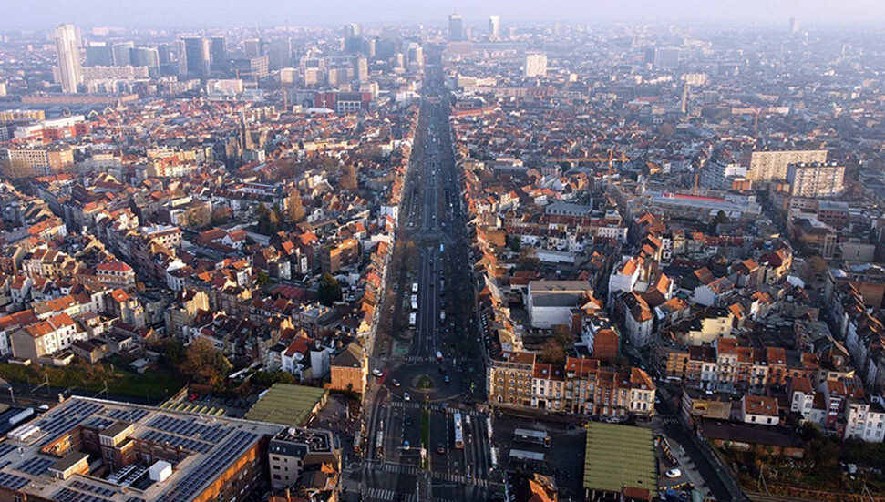 Brüksel'de 600 günü geçen krizin ardından bölgesel hükümet kuruldu