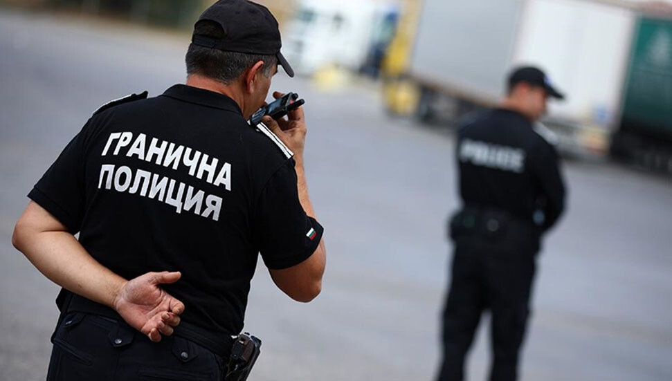 Bulgaristan: Türkiye sınırındaki tır geçişlerindeki sorun çözüldü