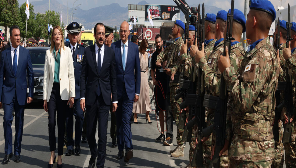 Güney Kıbrıs'ta 1 Ekim askeri geçit töreni düzenlendi