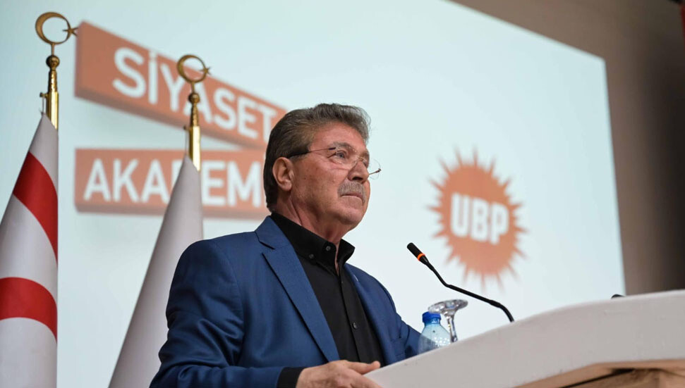 UBP'nin "Siyaset Akademisi" eğitimi başladı, "Çürük elmaları ayıklayacağız" mesajı verildi