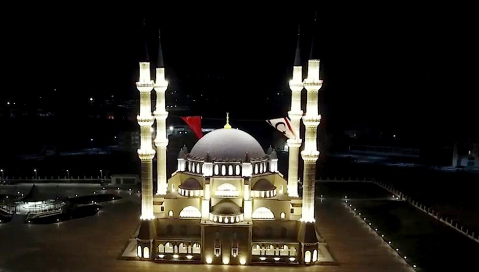 Camiler, ihtiyaç olması halinde vatandaşlara açık olacak