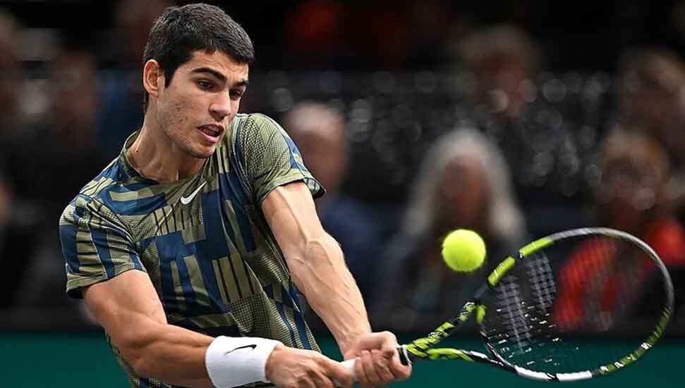 Dünya 1 numarası İspanyol tenisçi Alcaraz kortlara şubatta dönecek