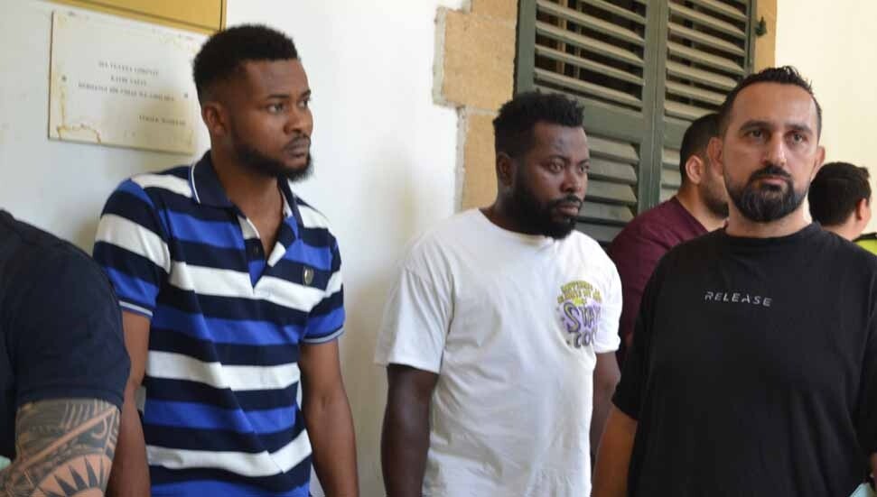 Lefkoşa’da yarım kilo uyuşturucuyla yakalanan iki kişi 3 ay süreyle cezaevine gönderildi