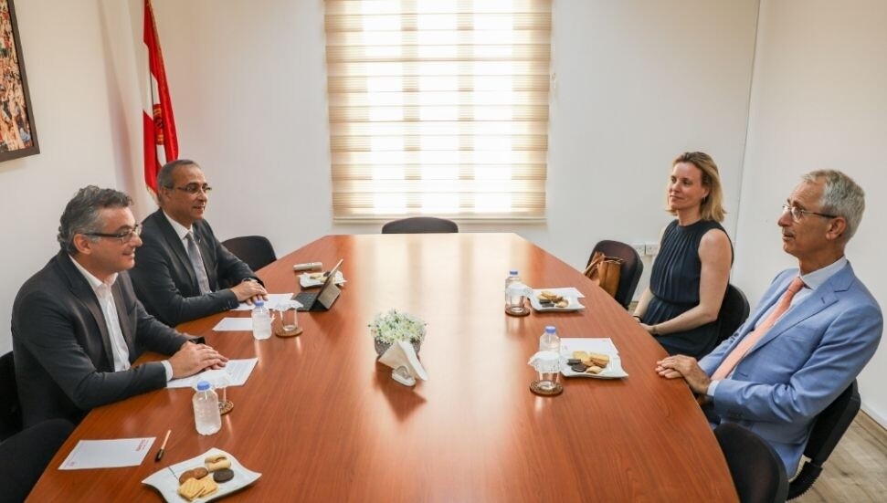 Erhürman, Hollanda Büyükelçisi Plomp’u kabul etti: TMK ve gündem ele alındı