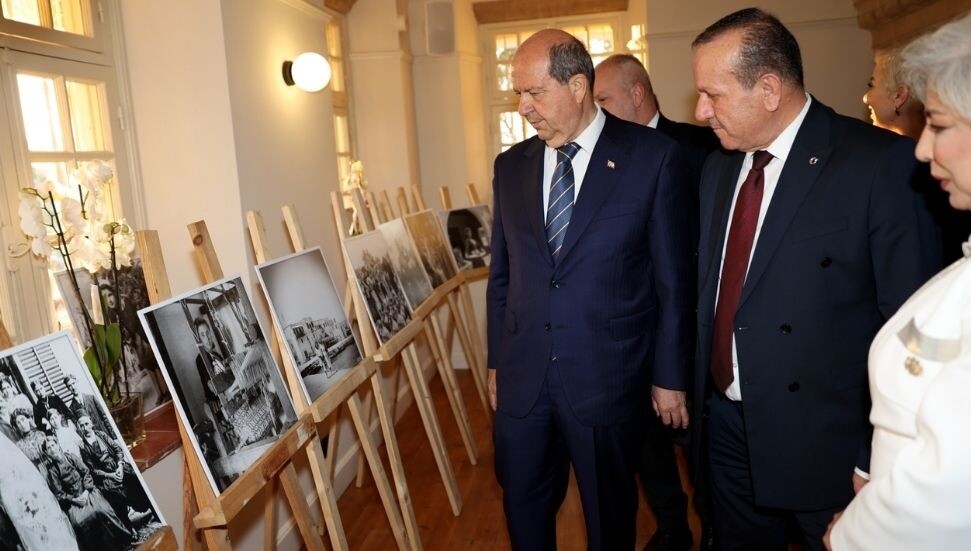 Cumhurbaşkanı Tatar, "Kıbrıs Mücadele Tarihinde Kadınlarımız Fotoğraf Sergisi"nin açılışını gerçekleştirdi