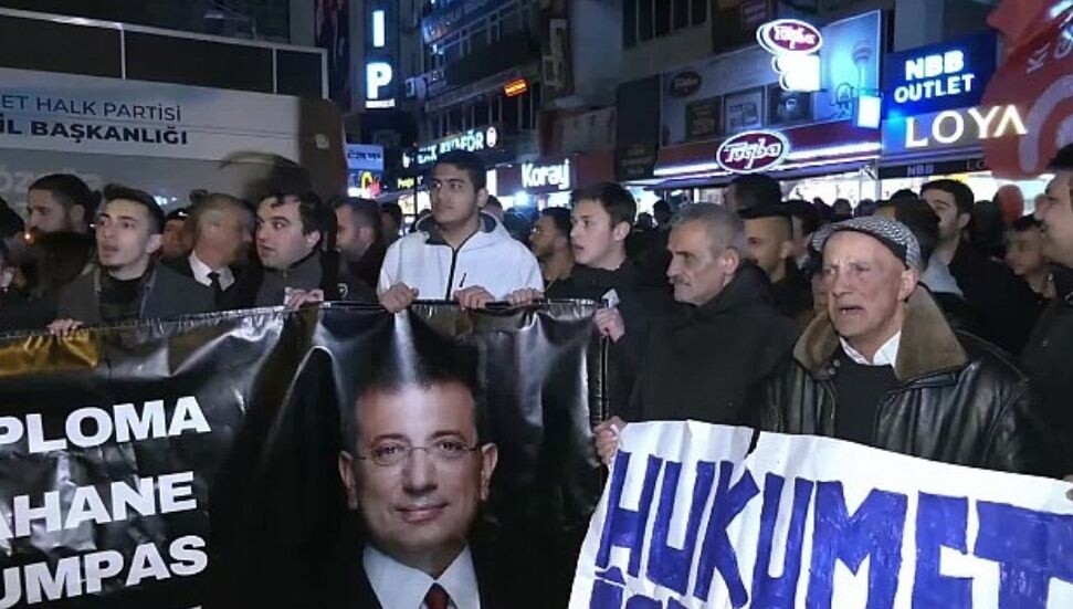 Turkey Detains 37 People Over Social Media Posts on Detained Istanbul Mayor