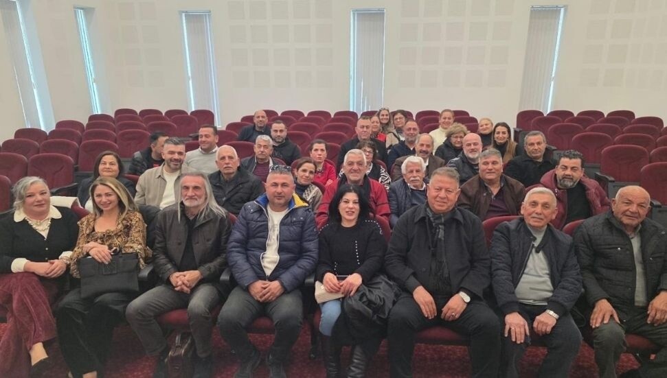 Hüseyin Şişman, yeniden Tasdik Memurları Derneği başkanlığına seçildi