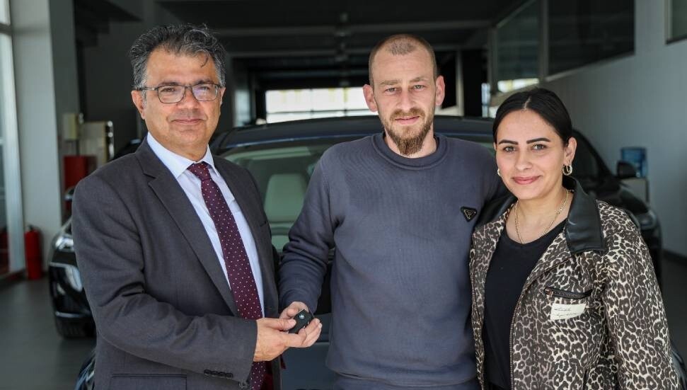 CTP Piyangosu’nun talihlisi BMW aracı teslim aldı