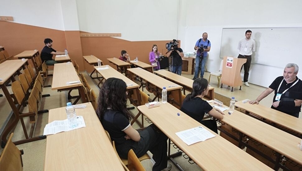 TYT sınavı, Lefkoşa dahil olmak üzere 250 sınav merkezinde uygulandı