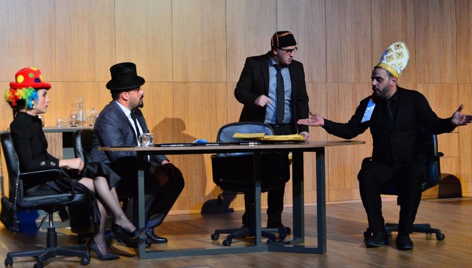 “Grönholm Metodu” oyunu LAÜ’de sahnelendi