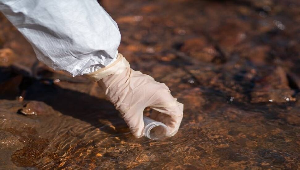 Deniz suyu analiz sonuçları kargaşası: İstedikleri gibi rapor yayınlayıp mükemmel gösteriyorlar