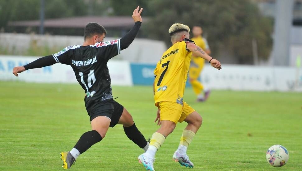 'Deprem Şehitleri Turnuvası'nda finalistler belirlendi