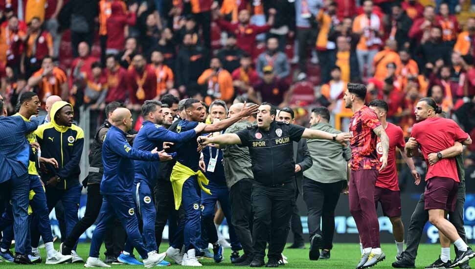 Galatasaray-Fenerbahçe derbisinin ardından yaşanan olaylara ilişkin 3 kişi ifadeye çağırıldı