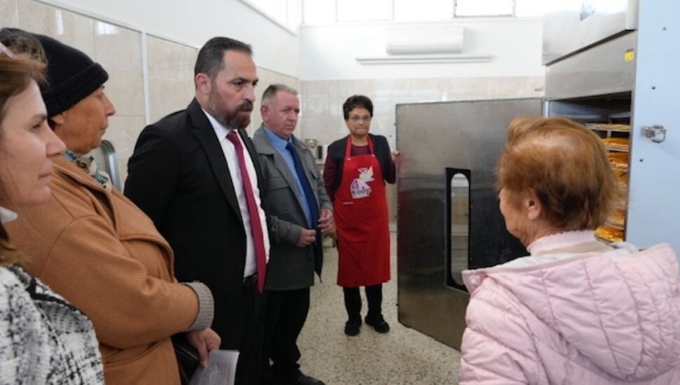 Hüseyin Çavuş, Yeşilyurt Koop Kırsal Kalkınma Kadın Kooperatifini ziyaret etti