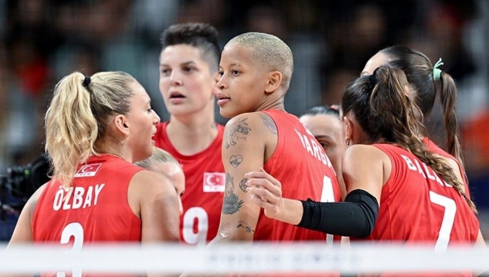 Filenin Sultanları, İtalya'ya yenilip final şansını yitirdi