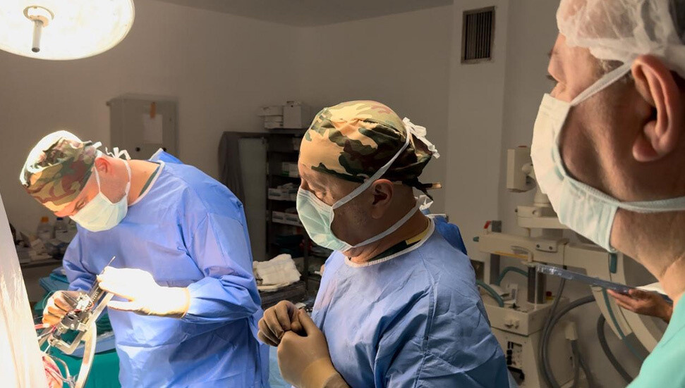 Sağlık Bakanı Dinçyürek: KKTC'de beyin cerrahisinde önemli bir adım atıldı