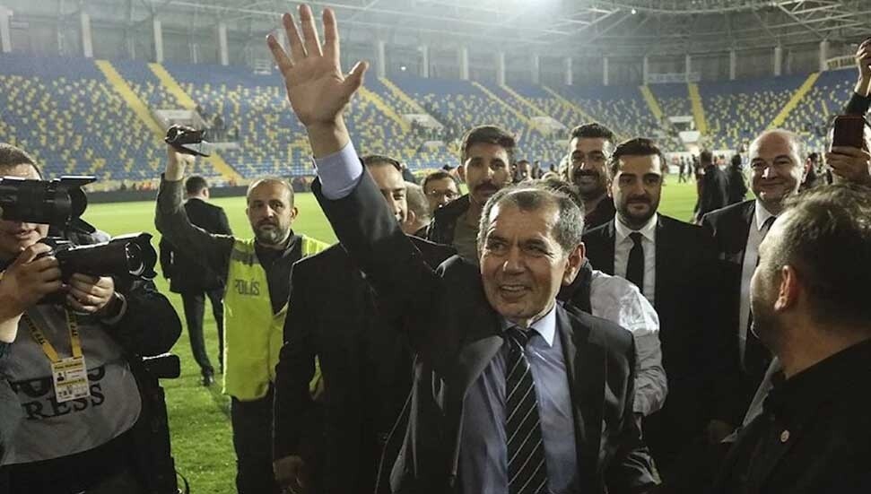 Dursun Özbek: 100. yıl şampiyonluğu Galatasaray’a çok yakıştı