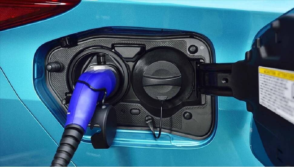 Türkiye'de elektrikli otomobil satışı ilk kez 100 bini aştı