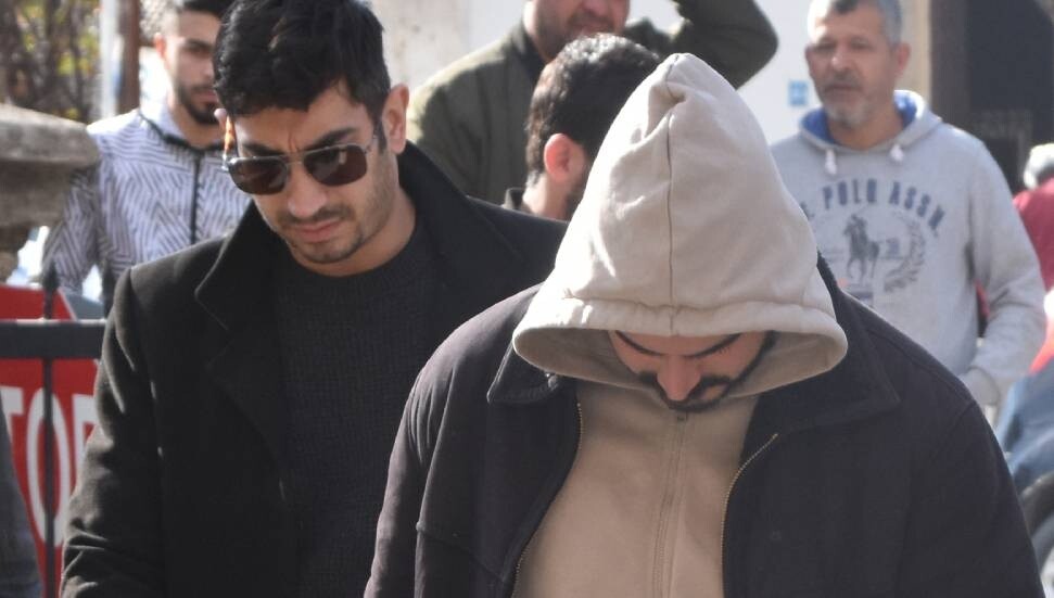 Polise sahte ehliyet gösterdi, teminata bağlandı