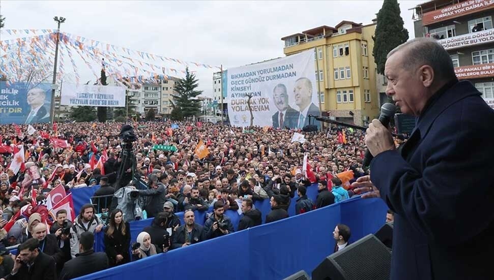 Erdoğan: Emeklilerin bayram ikramiyesini 3 bin liraya yükselteceğiz