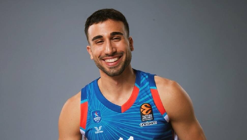 Kıbrıslı Türk basketbolcu Erten Gazi, Türkiye Milli Erkek Basketbol Takımı'na çağrıldı