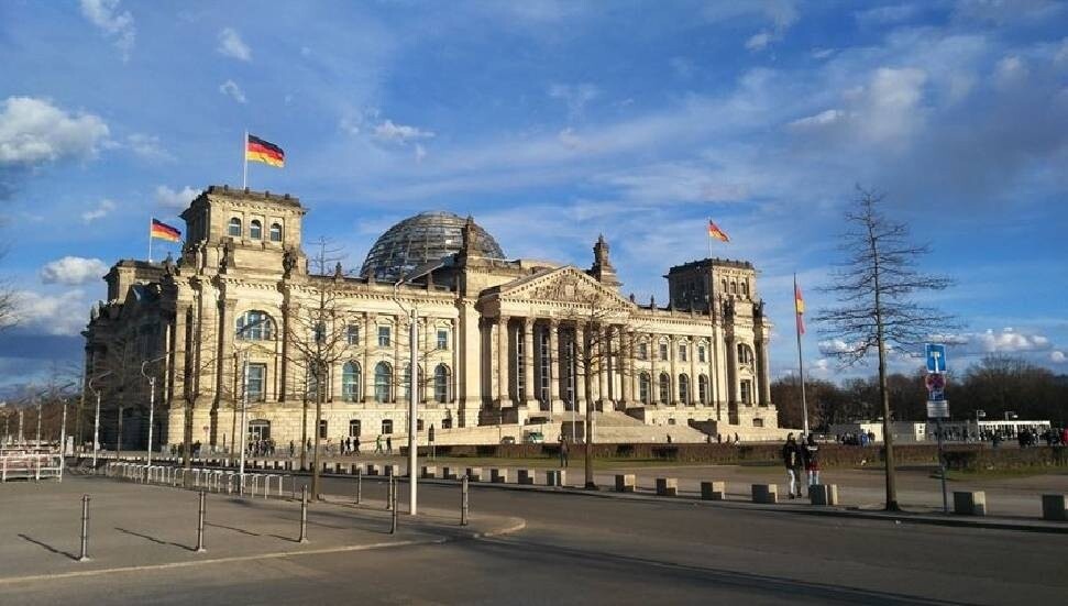 Anket: Alman halkının yüzde 48'i aşırı sağcı AfD'nin yasaklanmasını destekliyor