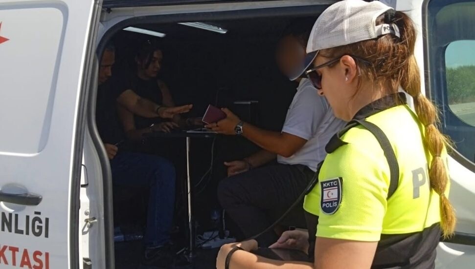 Kaçak yaşama yönelik denetimler sürüyor: İkamet izinsiz 7 kişi tespit edildi