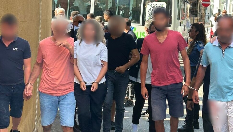 Girne'deki gemi faciasında 9 kişi mahkemeye çıkarıldı: Derdest verilen 16 kişinin mahkemeye getirilmesi istendi