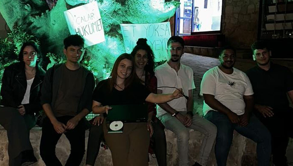 CTP Gençlik Örgütü Girne İlçesi: Yönetemiyorlar gidecekler çünkü yaşamamızı çalıyorlar