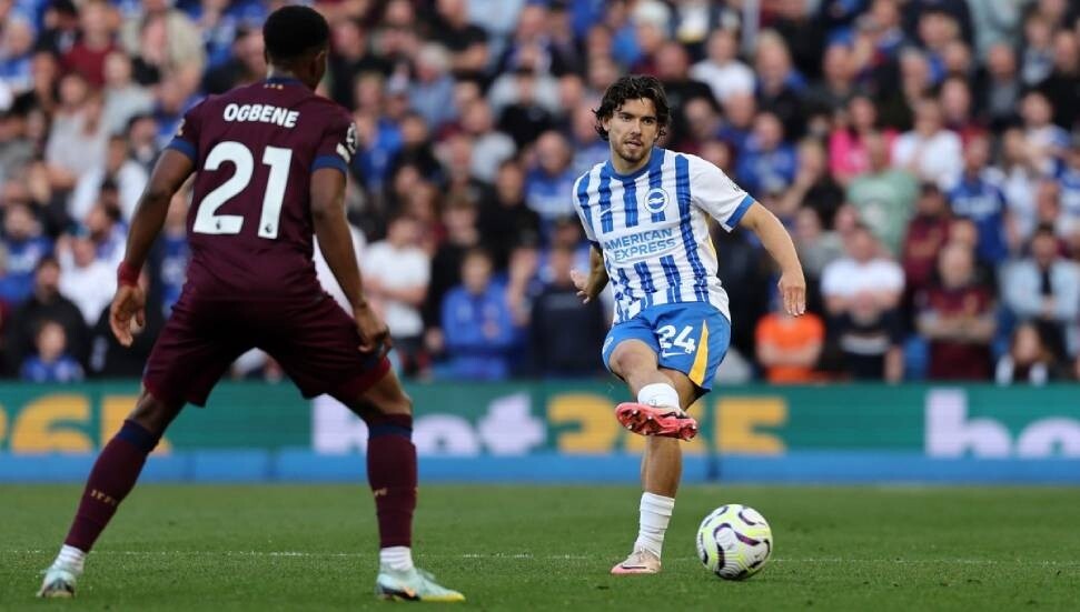 Ferdi Kadıoğlu'ndan Brighton'da ilk gol
