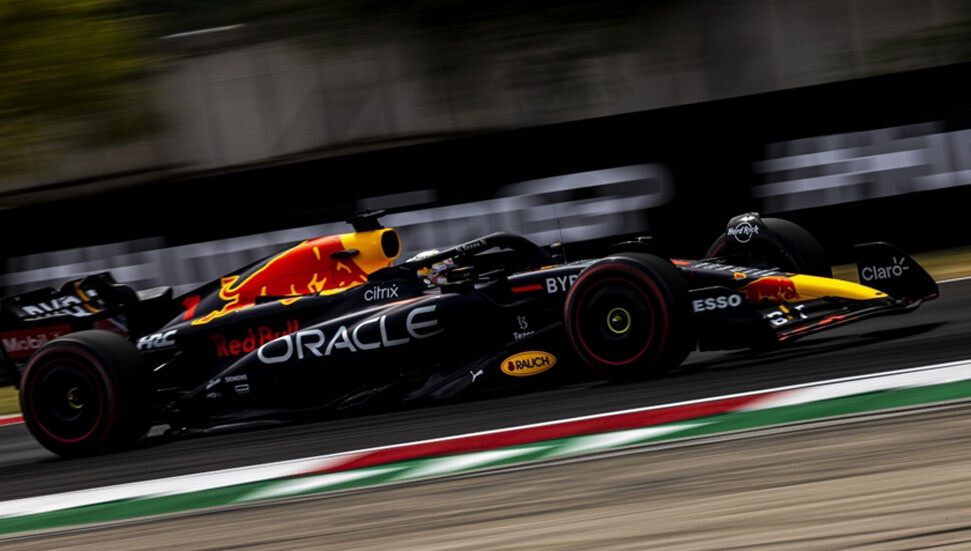 F1 İtalya Grand Prix'sini kazanan Verstappen, peş peşe 5. galibiyetini aldı