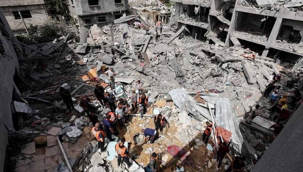 Israeli Intensifies Gaza Bombardment as Trump Visits Region